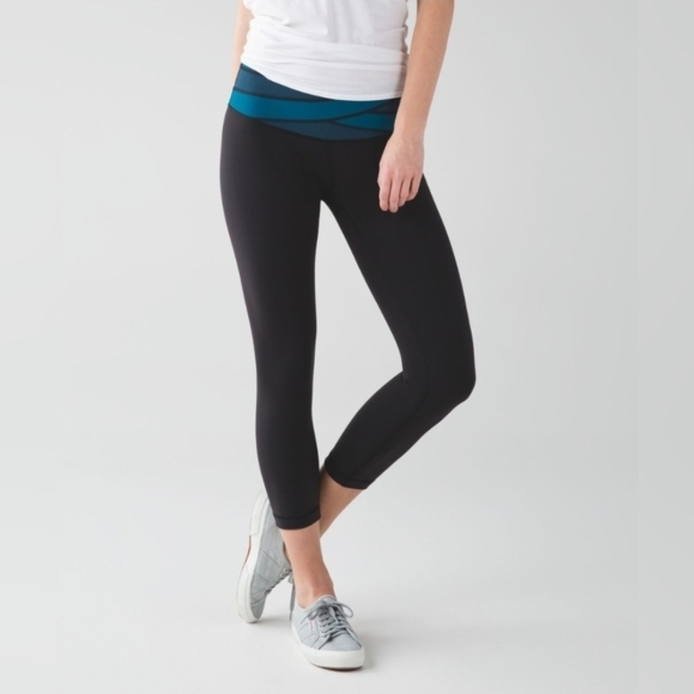 Lululemon Wunder Under Crop III
